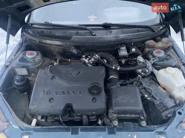 Зелений ВАЗ 2110, об'ємом двигуна 1.6 л та пробігом 500 тис. км за 2000 $, фото 5 на Automoto.ua