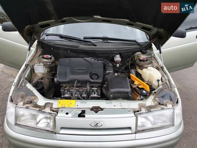 ВАЗ 2110 2006 у Миколаєві на Automoto.ua Зелений ВАЗ 2110, об'ємом двигуна 1.6 л та пробігом 77 тис. км за 2999 $, фото 13 на Automoto.ua