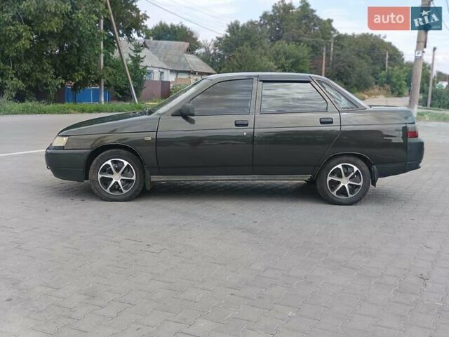 Зелений ВАЗ 2110, об'ємом двигуна 1.6 л та пробігом 180 тис. км за 2250 $, фото 4 на Automoto.ua