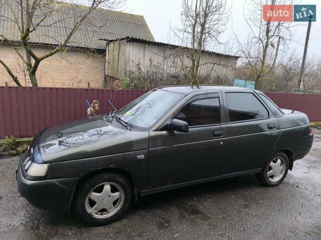 Зеленый ВАЗ 2110, объемом двигателя 1.6 л и пробегом 230 тыс. км за 1400 $, фото 1 на Automoto.ua