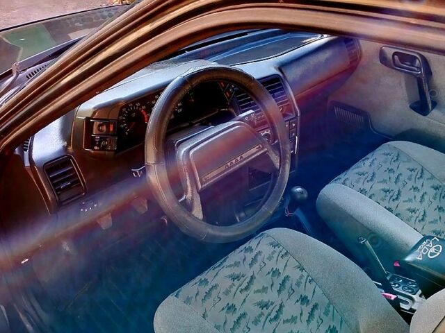 Зелений ВАЗ 2110, об'ємом двигуна 1.6 л та пробігом 165 тис. км за 2100 $, фото 6 на Automoto.ua