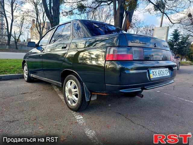 Зеленый ВАЗ 2110, объемом двигателя 1.6 л и пробегом 170 тыс. км за 2000 $, фото 4 на Automoto.ua