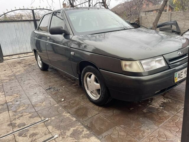 Зеленый ВАЗ 2110, объемом двигателя 1.6 л и пробегом 232 тыс. км за 1800 $, фото 2 на Automoto.ua