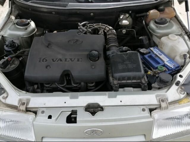 Зеленый ВАЗ 2110, объемом двигателя 1.6 л и пробегом 163 тыс. км за 1800 $, фото 2 на Automoto.ua