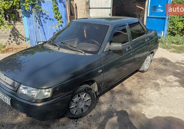 Зеленый ВАЗ 2110, объемом двигателя 1.6 л и пробегом 266 тыс. км за 1700 $, фото 6 на Automoto.ua