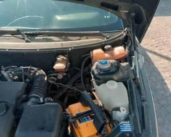 ВАЗ 2110 2006 у Чорткові на Automoto.ua Зелений ВАЗ 2110, об'ємом двигуна 1.6 л та пробігом 180 тис. км за 1850 $, фото 8 на Automoto.ua