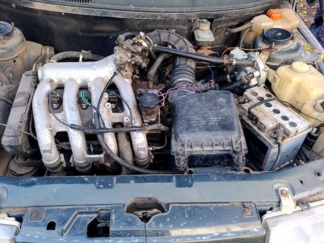 Зеленый ВАЗ 2110, объемом двигателя 1.6 л и пробегом 0 тыс. км за 1600 $, фото 6 на Automoto.ua