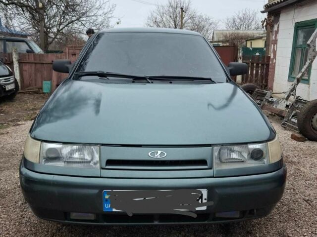 Зеленый ВАЗ 2110, объемом двигателя 1.6 л и пробегом 190 тыс. км за 2400 $, фото 1 на Automoto.ua