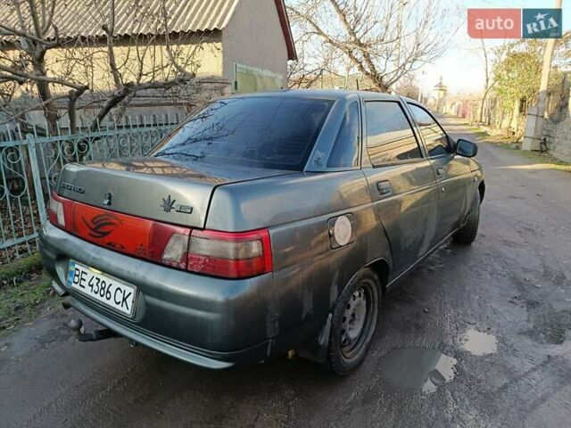 Зеленый ВАЗ 2110, объемом двигателя 1.6 л и пробегом 370 тыс. км за 1500 $, фото 1 на Automoto.ua