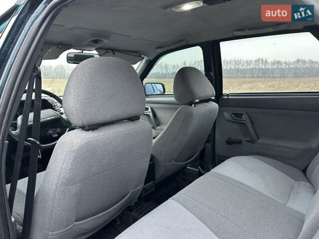 Зеленый ВАЗ 2110, объемом двигателя 1.6 л и пробегом 180 тыс. км за 2650 $, фото 17 на Automoto.ua