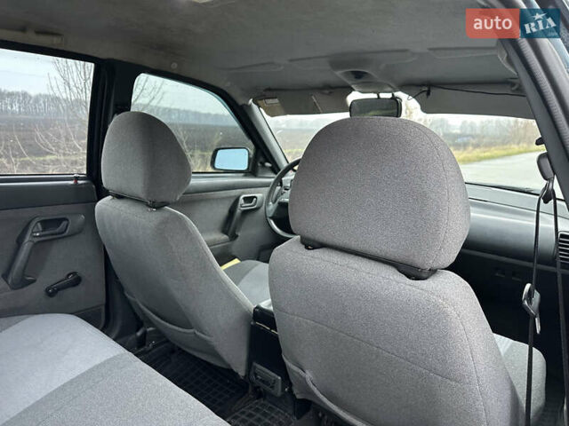 Зеленый ВАЗ 2110, объемом двигателя 1.6 л и пробегом 180 тыс. км за 2650 $, фото 26 на Automoto.ua