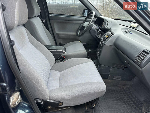 Зеленый ВАЗ 2110, объемом двигателя 1.6 л и пробегом 180 тыс. км за 2650 $, фото 21 на Automoto.ua