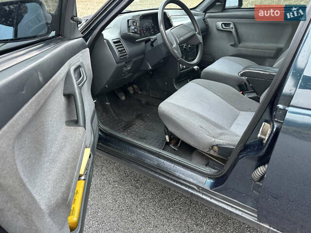 Зеленый ВАЗ 2110, объемом двигателя 1.6 л и пробегом 180 тыс. км за 2650 $, фото 12 на Automoto.ua