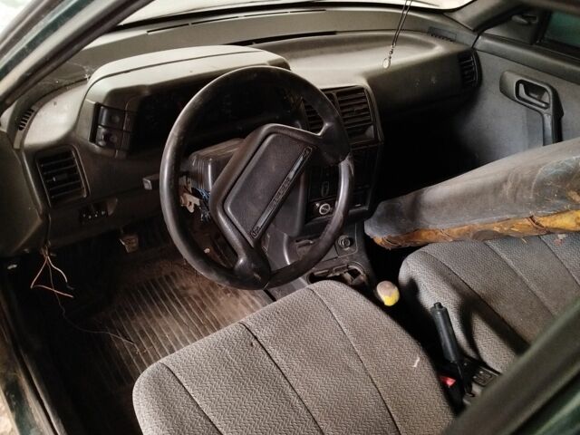 Зелений ВАЗ 2110, об'ємом двигуна 6 л та пробігом 700 тис. км за 477 $, фото 6 на Automoto.ua