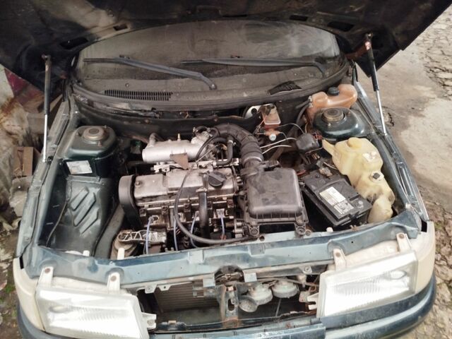 Зелений ВАЗ 2110, об'ємом двигуна 6 л та пробігом 700 тис. км за 477 $, фото 3 на Automoto.ua