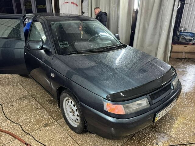 Зеленый ВАЗ 2110, объемом двигателя 2 л и пробегом 140 тыс. км за 1700 $, фото 1 на Automoto.ua