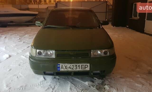 Зеленый ВАЗ 2110, объемом двигателя 1.6 л и пробегом 270 тыс. км за 2000 $, фото 1 на Automoto.ua