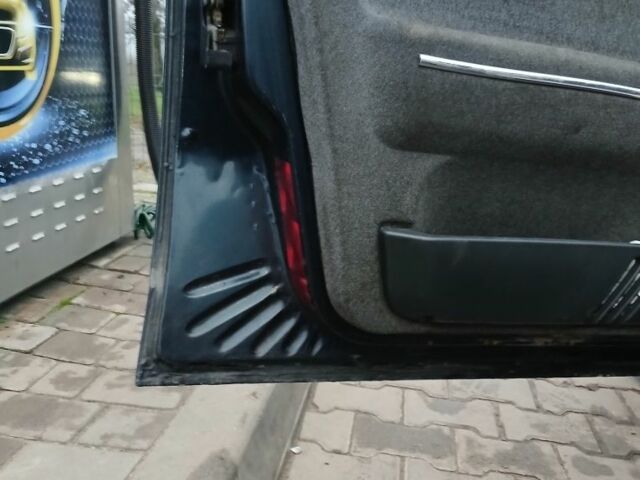 Зеленый ВАЗ 2110, объемом двигателя 1.6 л и пробегом 480 тыс. км за 947 $, фото 6 на Automoto.ua