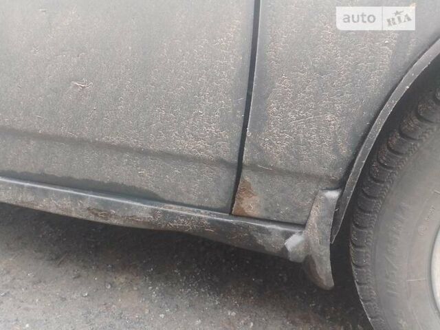 Зеленый ВАЗ 2110, объемом двигателя 1.6 л и пробегом 285 тыс. км за 700 $, фото 5 на Automoto.ua