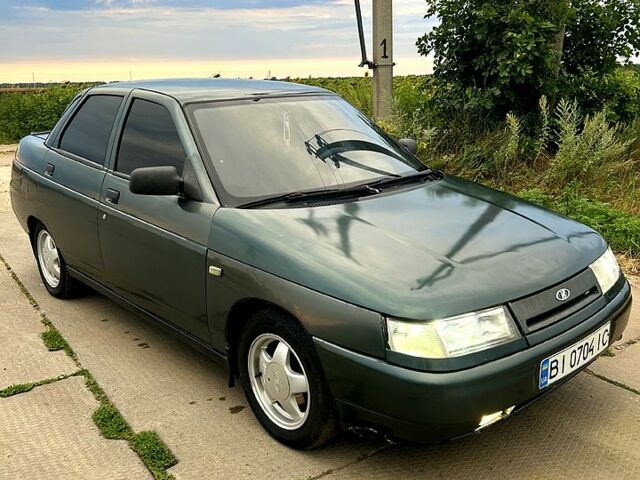 Зеленый ВАЗ 2110, объемом двигателя 1.6 л и пробегом 310 тыс. км за 2400 $, фото 2 на Automoto.ua