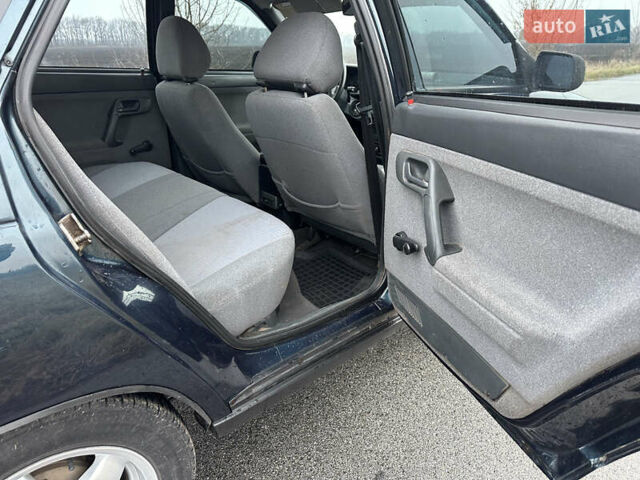 Зеленый ВАЗ 2110, объемом двигателя 1.6 л и пробегом 180 тыс. км за 2650 $, фото 23 на Automoto.ua