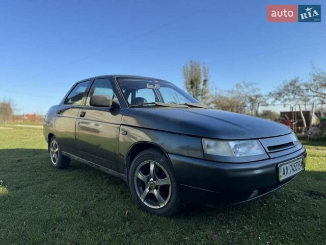 Зеленый ВАЗ 2110, объемом двигателя 1.6 л и пробегом 250 тыс. км за 1500 $, фото 2 на Automoto.ua