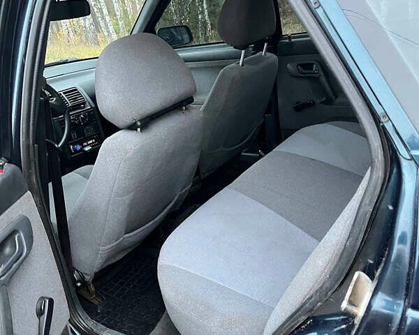 Зеленый ВАЗ 2110, объемом двигателя 1.6 л и пробегом 180 тыс. км за 2550 $, фото 14 на Automoto.ua