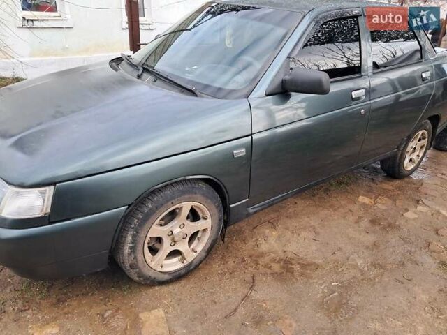 Зеленый ВАЗ 2110, объемом двигателя 1.6 л и пробегом 300 тыс. км за 3200 $, фото 3 на Automoto.ua