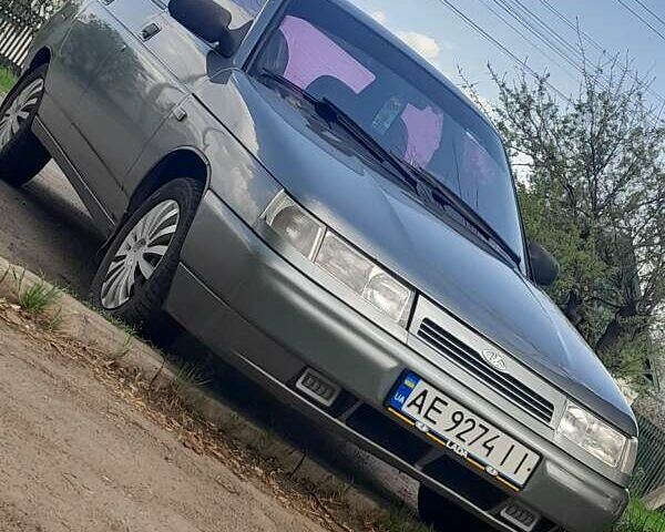 Зелений ВАЗ 2110, об'ємом двигуна 1.6 л та пробігом 130 тис. км за 2000 $, фото 3 на Automoto.ua
