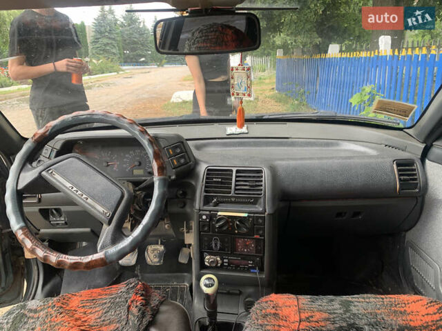 Зеленый ВАЗ 2110, объемом двигателя 1.6 л и пробегом 336 тыс. км за 2200 $, фото 6 на Automoto.ua