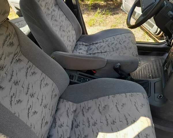 Зелений ВАЗ 2110, об'ємом двигуна 1.6 л та пробігом 350 тис. км за 1000 $, фото 5 на Automoto.ua