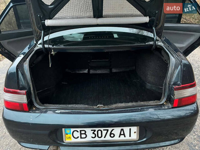 Зеленый ВАЗ 2110, объемом двигателя 1.6 л и пробегом 180 тыс. км за 2550 $, фото 12 на Automoto.ua