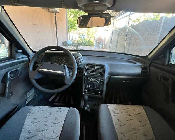 Зеленый ВАЗ 2110, объемом двигателя 1.6 л и пробегом 114 тыс. км за 2800 $, фото 10 на Automoto.ua