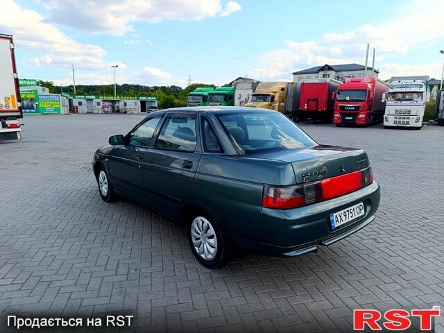 Зеленый ВАЗ 2110, объемом двигателя 1.6 л и пробегом 286 тыс. км за 1400 $, фото 2 на Automoto.ua