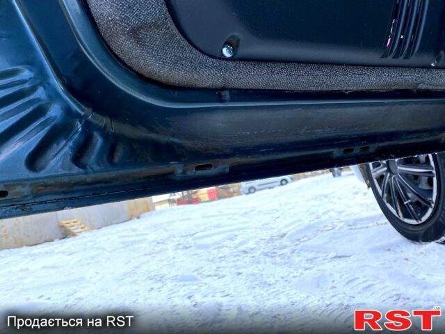 Зеленый ВАЗ 2110, объемом двигателя 1.6 л и пробегом 200 тыс. км за 3150 $, фото 9 на Automoto.ua