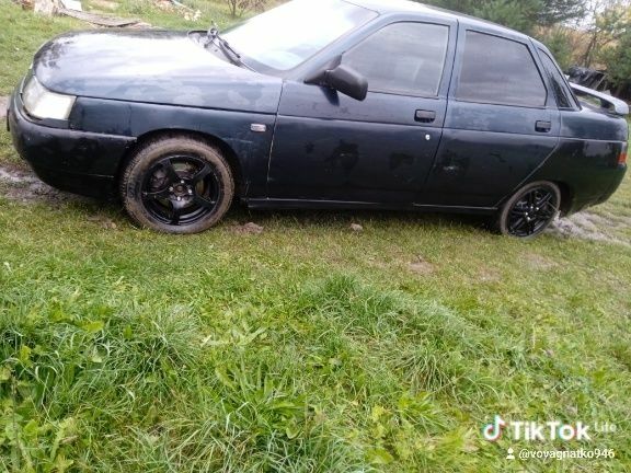 Зеленый ВАЗ 2110, объемом двигателя 0 л и пробегом 55 тыс. км за 1000 $, фото 2 на Automoto.ua