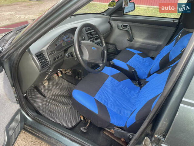 Зеленый ВАЗ 2110, объемом двигателя 1.6 л и пробегом 151 тыс. км за 2050 $, фото 11 на Automoto.ua