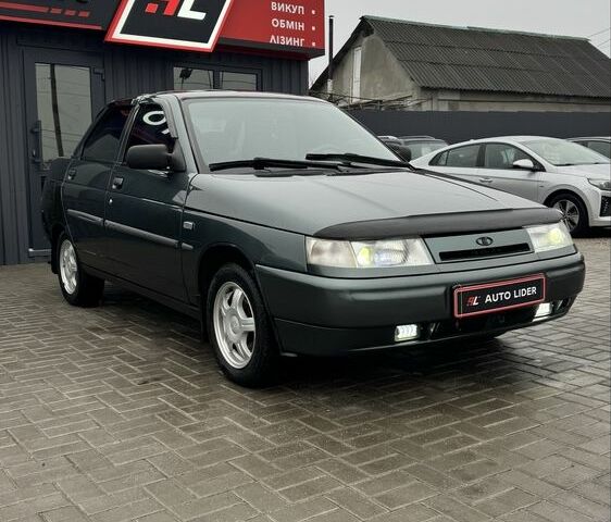 Зеленый ВАЗ 2110, объемом двигателя 1.6 л и пробегом 131 тыс. км за 3600 $, фото 1 на Automoto.ua