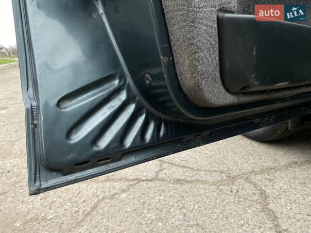 Зелений ВАЗ 2110, об'ємом двигуна 1.6 л та пробігом 152 тис. км за 2700 $, фото 18 на Automoto.ua