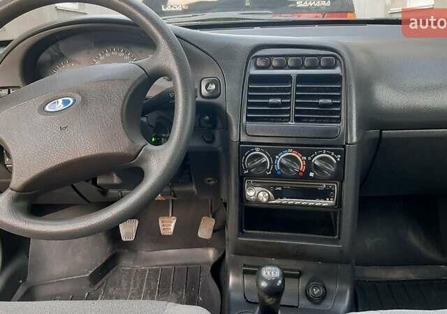 Зелений ВАЗ 2110, об'ємом двигуна 1.6 л та пробігом 86 тис. км за 2970 $, фото 20 на Automoto.ua