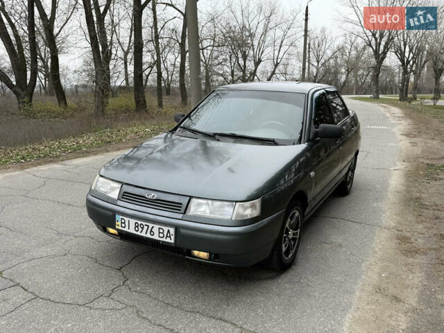 Зелений ВАЗ 2110, об'ємом двигуна 1.6 л та пробігом 200 тис. км за 1900 $, фото 3 на Automoto.ua