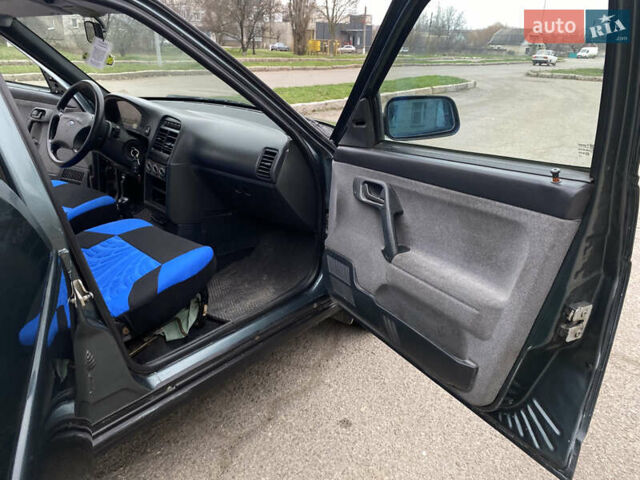 Зелений ВАЗ 2110, об'ємом двигуна 1.6 л та пробігом 152 тис. км за 2700 $, фото 20 на Automoto.ua