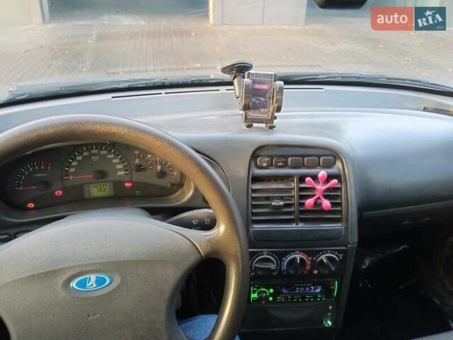 Зелений ВАЗ 2110, об'ємом двигуна 1.6 л та пробігом 197 тис. км за 2450 $, фото 2 на Automoto.ua