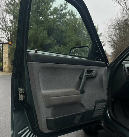 Зелений ВАЗ 2110, об'ємом двигуна 1.6 л та пробігом 152 тис. км за 2350 $, фото 7 на Automoto.ua