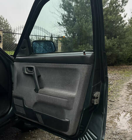 Зелений ВАЗ 2110, об'ємом двигуна 1.6 л та пробігом 152 тис. км за 2350 $, фото 11 на Automoto.ua