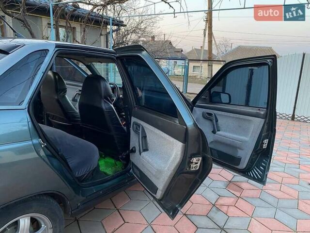 Зеленый ВАЗ 2110, объемом двигателя 1.6 л и пробегом 190 тыс. км за 3000 $, фото 33 на Automoto.ua