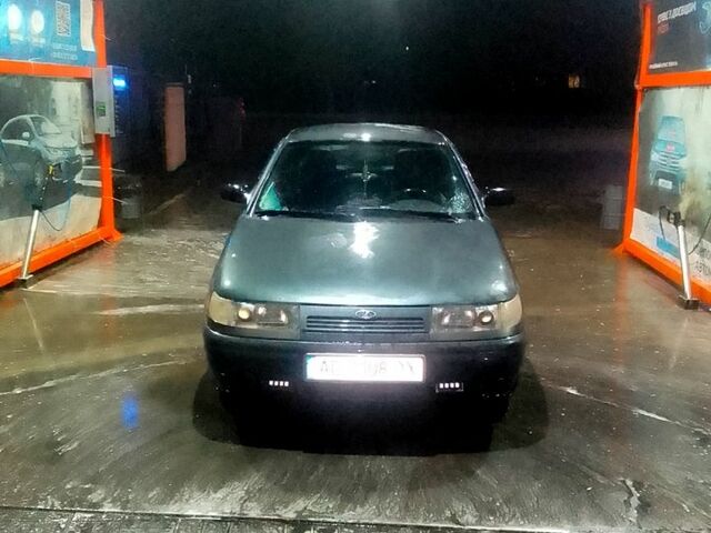 Зелений ВАЗ 2110, об'ємом двигуна 1.6 л та пробігом 252 тис. км за 1950 $, фото 5 на Automoto.ua