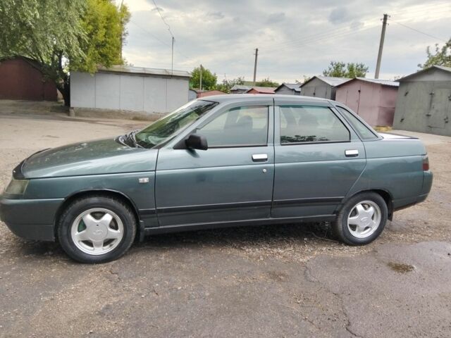 Зеленый ВАЗ 2110, объемом двигателя 1.6 л и пробегом 250 тыс. км за 1900 $, фото 2 на Automoto.ua