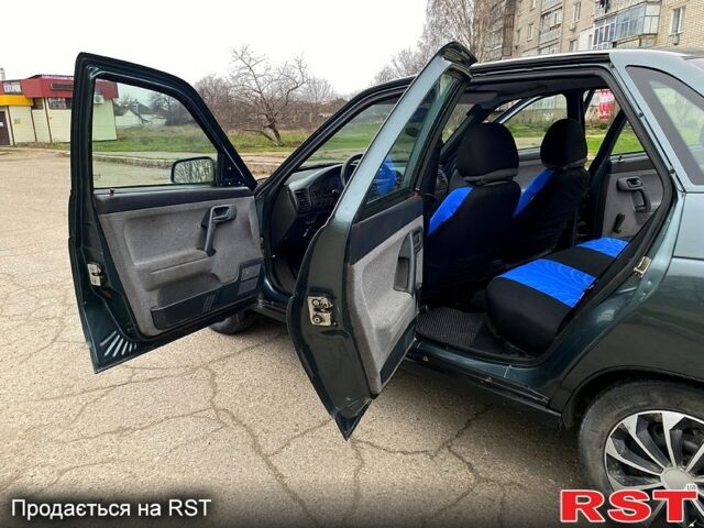 Зелений ВАЗ 2110, об'ємом двигуна 1.6 л та пробігом 152 тис. км за 2700 $, фото 8 на Automoto.ua