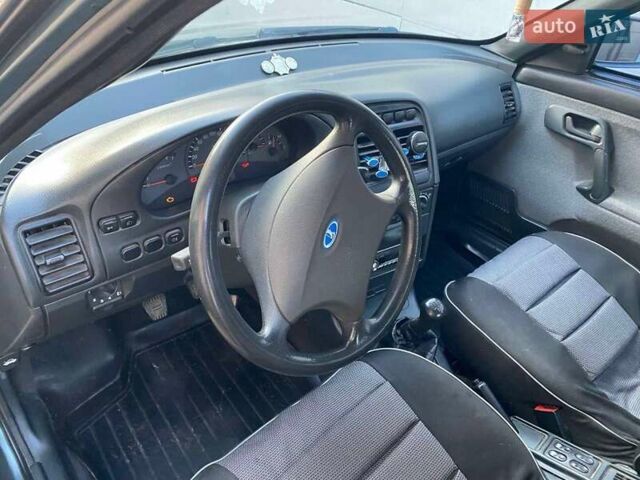 Зеленый ВАЗ 2110, объемом двигателя 1.6 л и пробегом 104 тыс. км за 3400 $, фото 5 на Automoto.ua